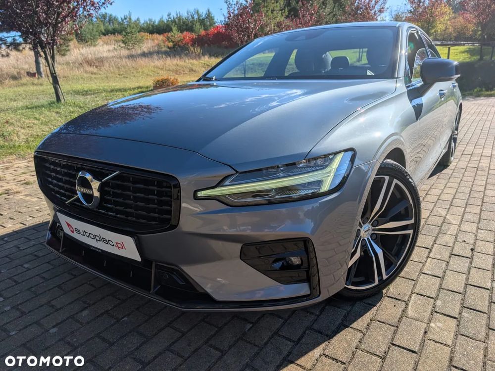 Volvo S60 B4 B R-Design - 1