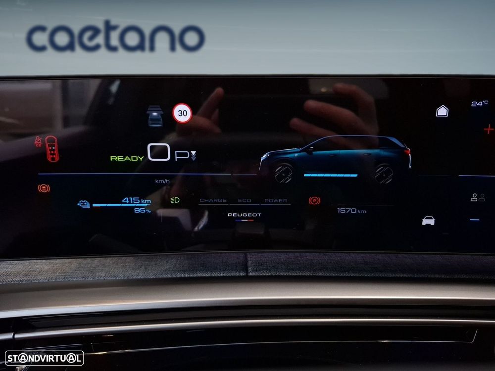 Peugeot E-5008 73 kWh Allure - 13