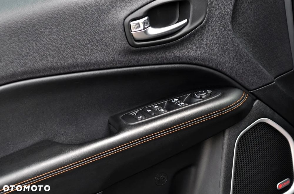 Jeep Compass 1.4 TMair Limited FWD S&S - 19