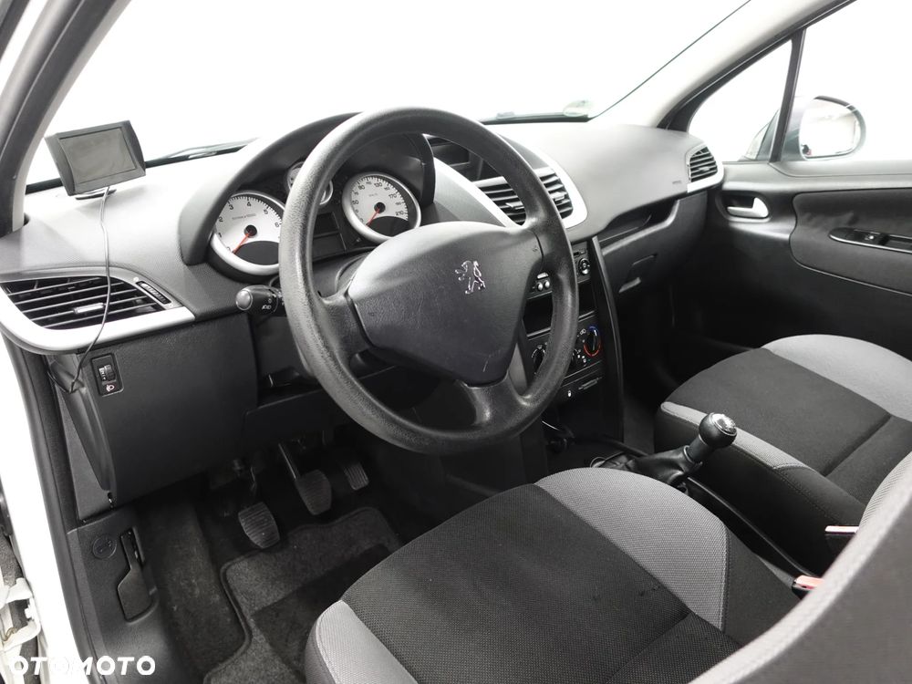 Peugeot 207 95 VTi Urban Move - 20