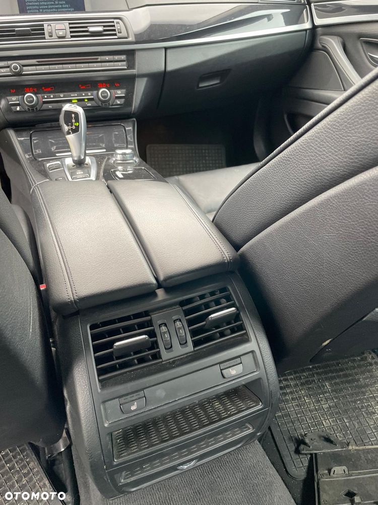BMW Seria 5 520d - 6