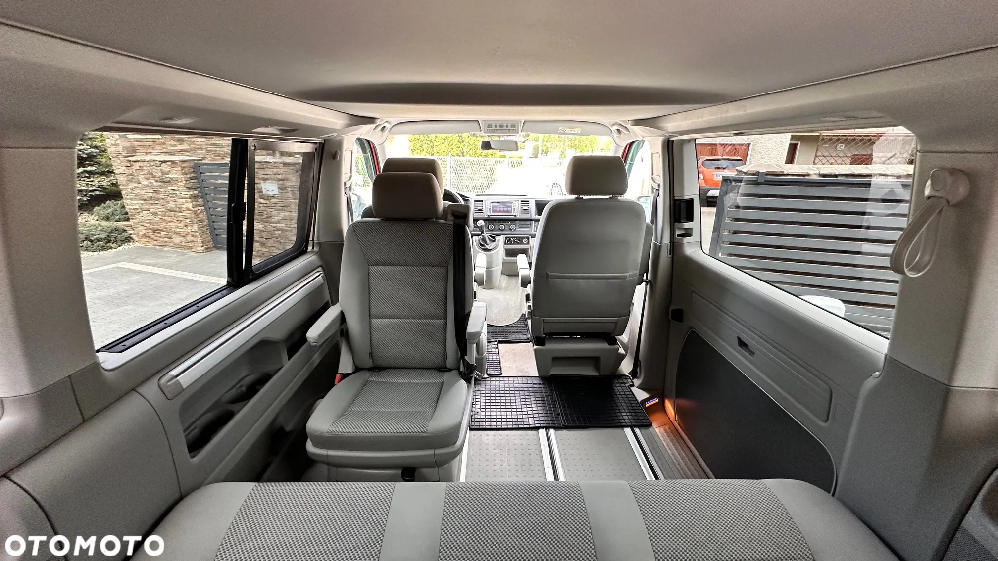 Volkswagen California - 18