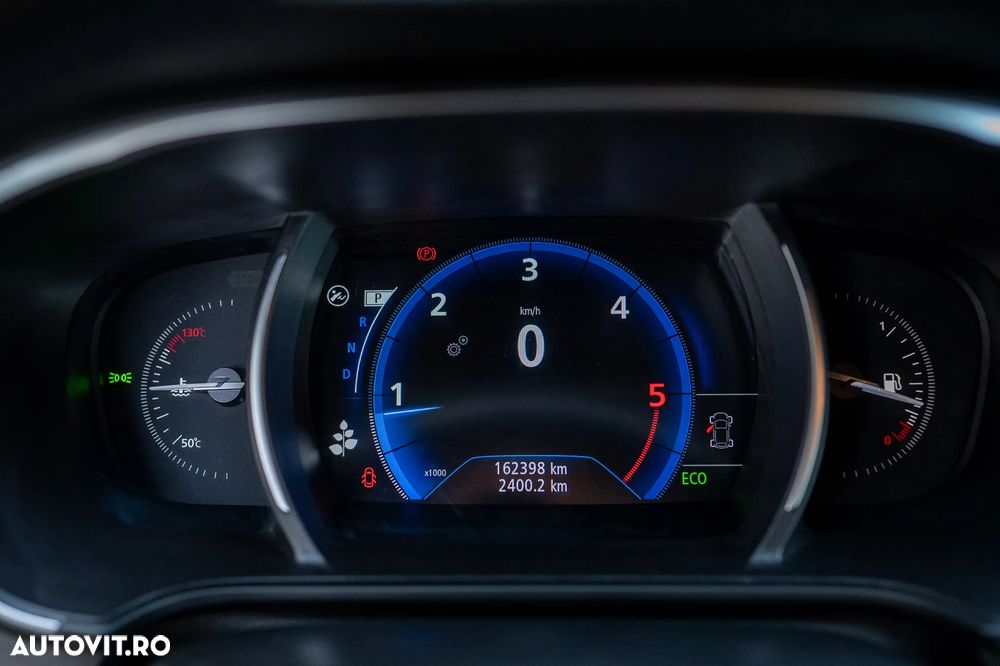 Renault Megane BLUE dCi 115 EDC BUSINESS EDITION - 24