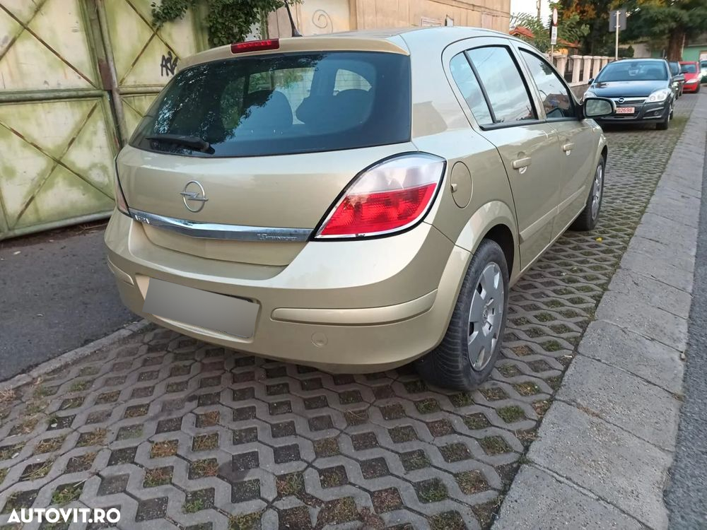 Opel Astra - 3