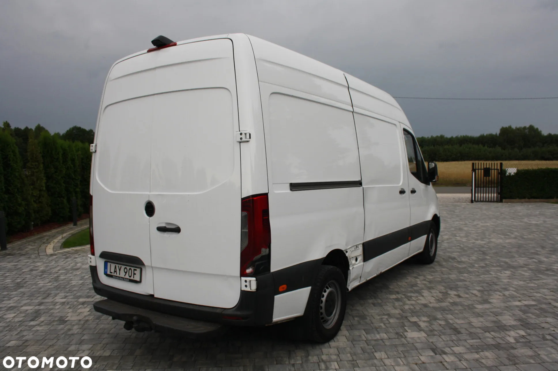 Mercedes-Benz SPRINTER - 4