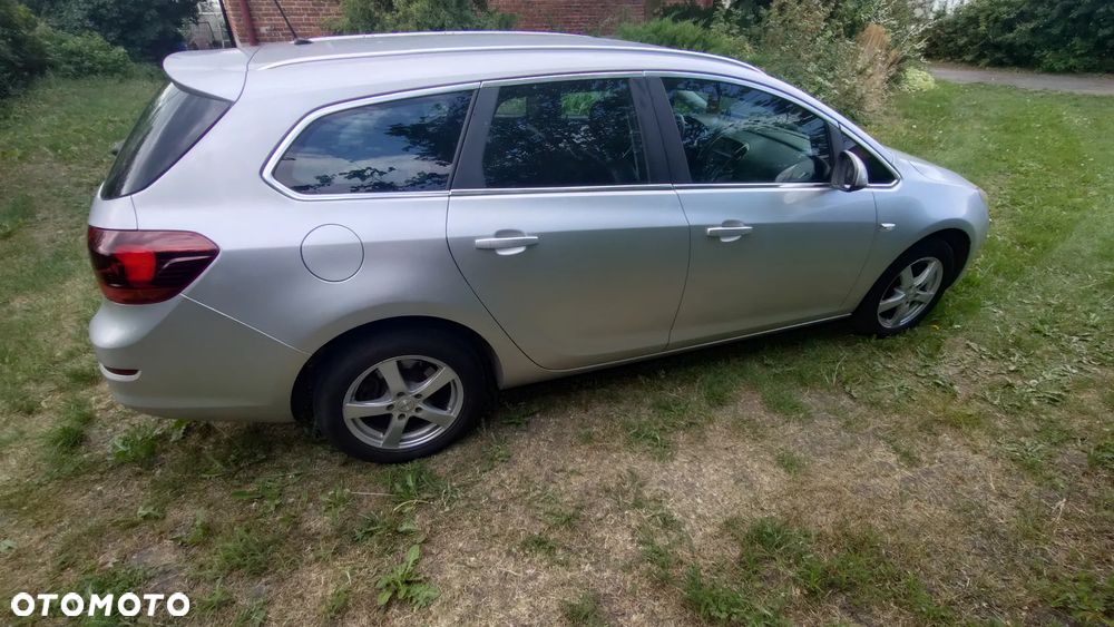 Opel Astra 2.0 CDTI Cosmo - 2