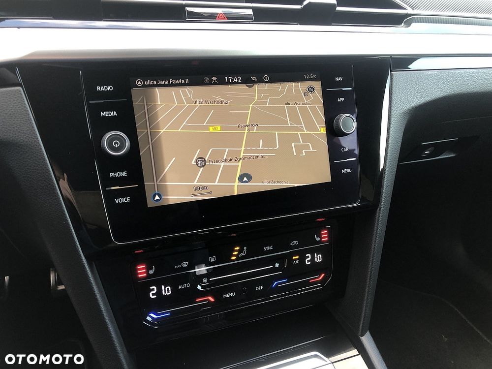 Volkswagen Arteon 2.0 TDI R-Line DSG - 12