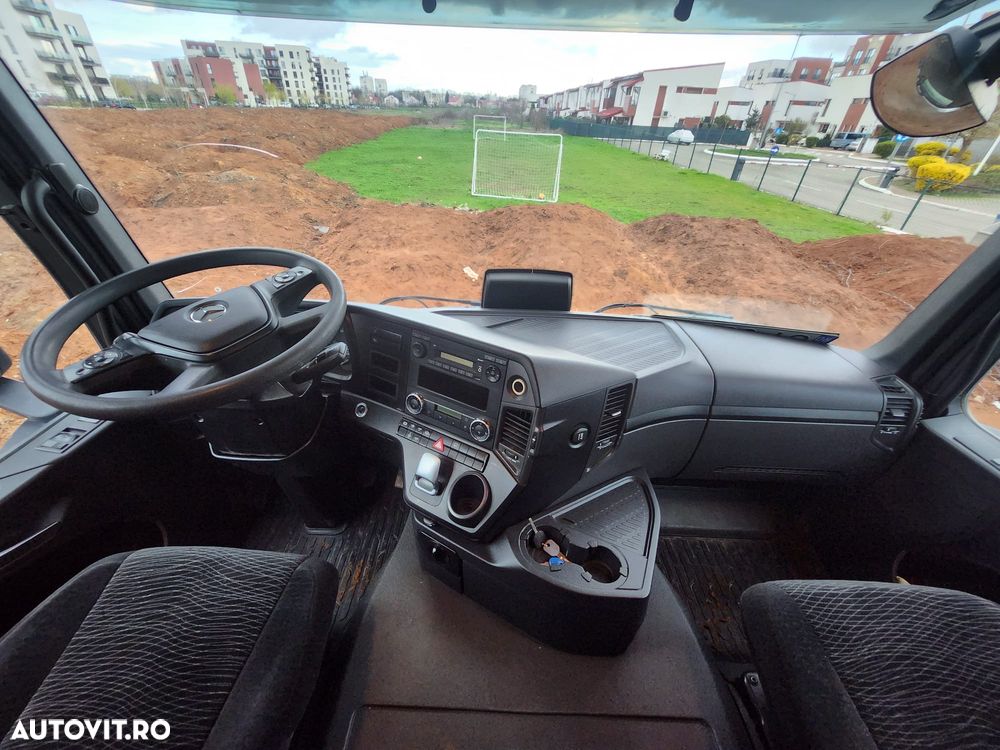Mercedes-Benz Arocs - 4