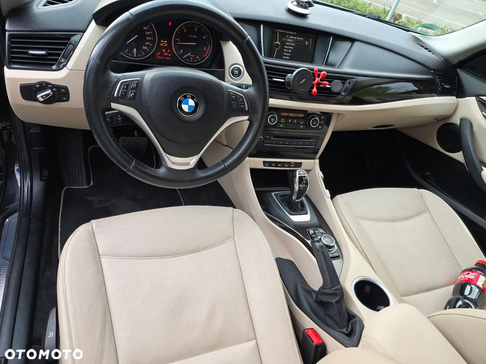 BMW X1 xDrive20d xLine - 5