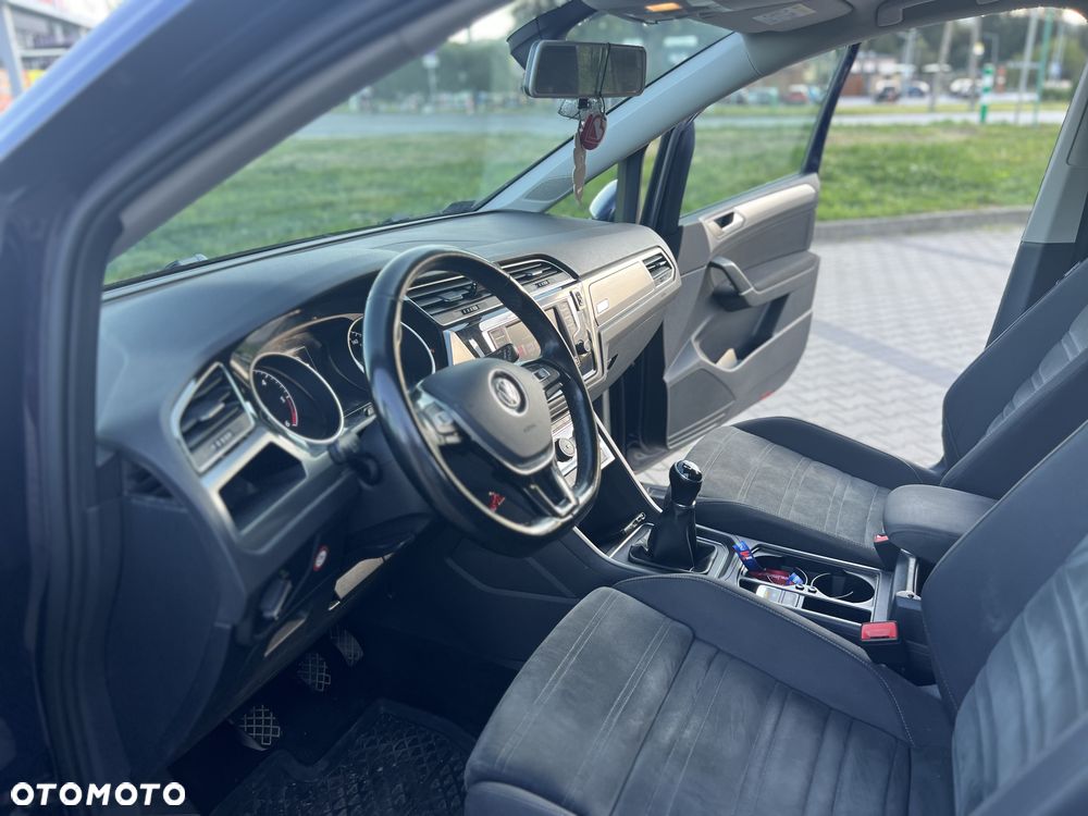 Volkswagen Touran 1.6 TDI BMT SCR Comfortline - 15
