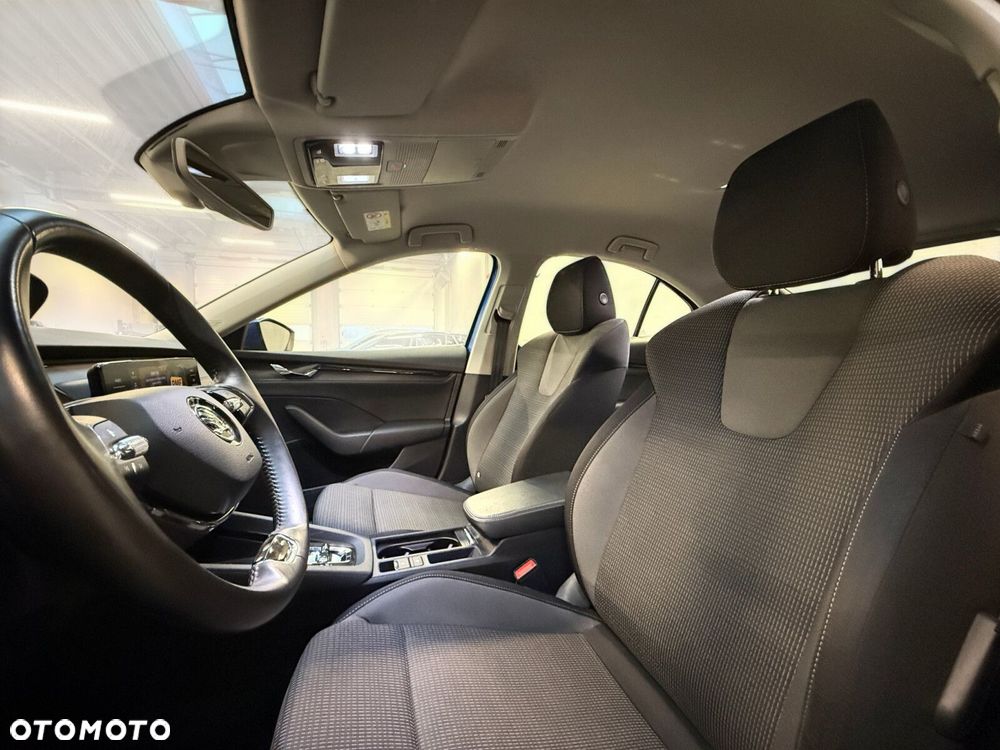 Skoda Octavia 2.0 TDI SCR Ambition DSG - 20