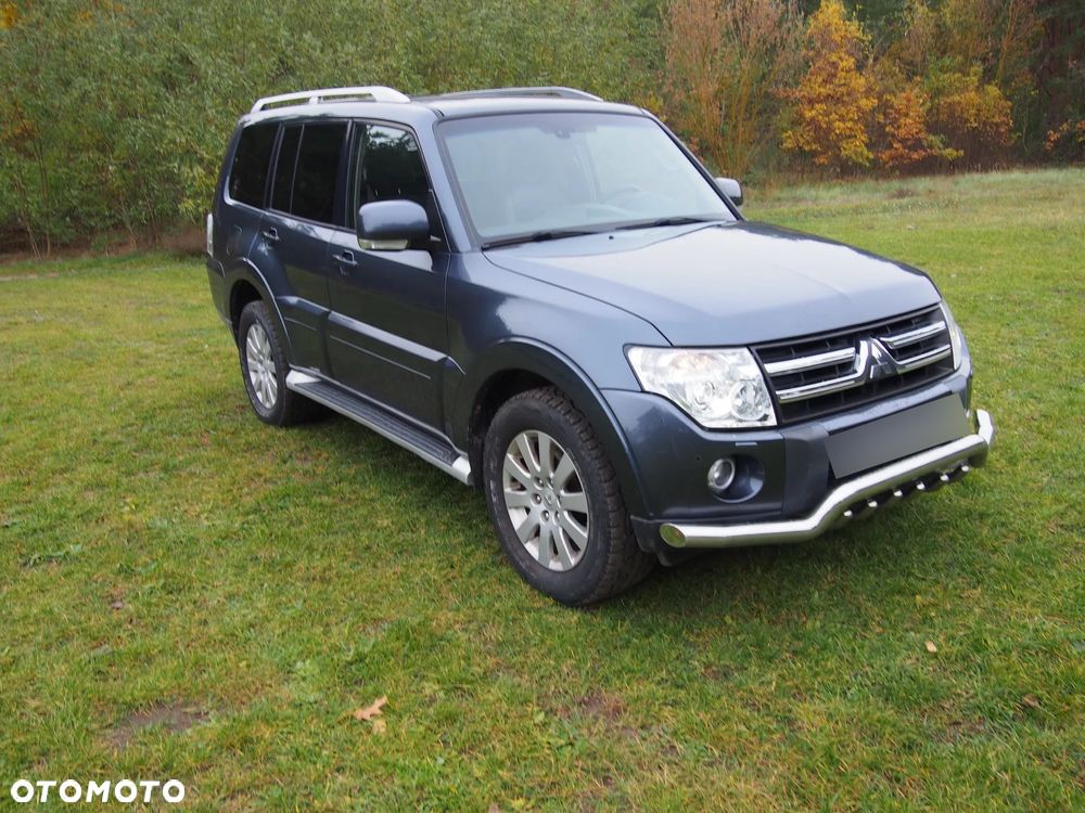 Mitsubishi Pajero 3.2 DI-D Automatik Intense - 3