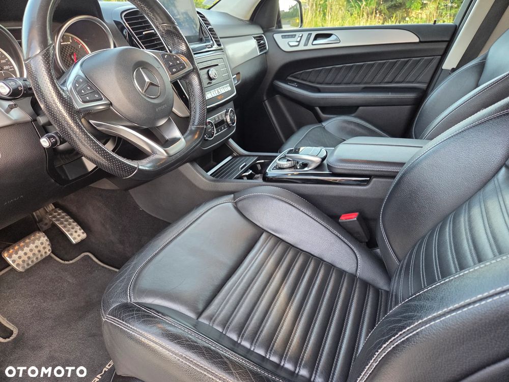 Mercedes-Benz GLE - 20