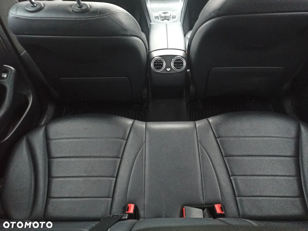 Mercedes-Benz GLC - 10