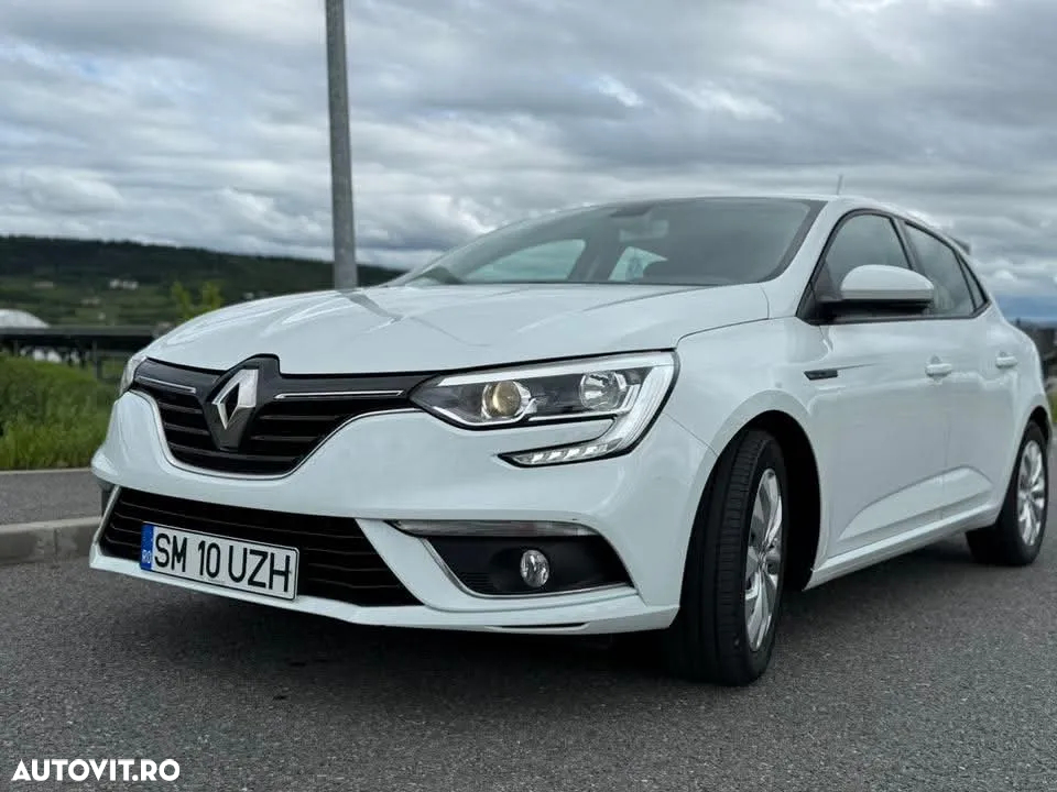 Renault Megane BLUE dCi 115 ZEN - 31