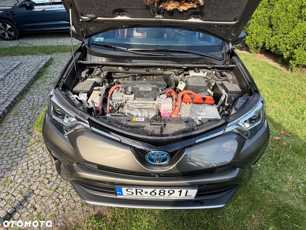 Toyota RAV4 - 11