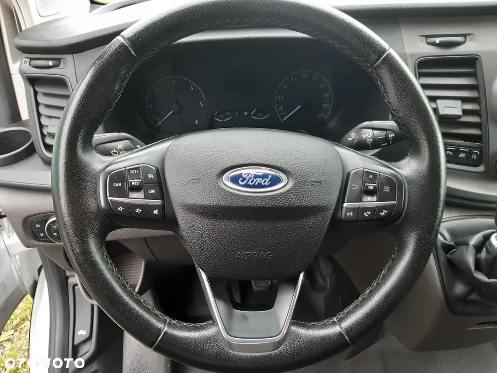 Ford Transit Custom - 12