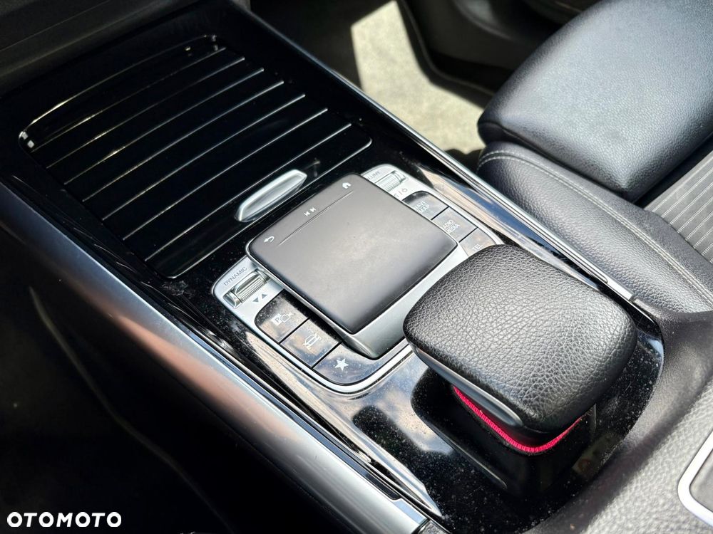 Mercedes-Benz Klasa B 180 d 7G-DCT AMG Line - 10