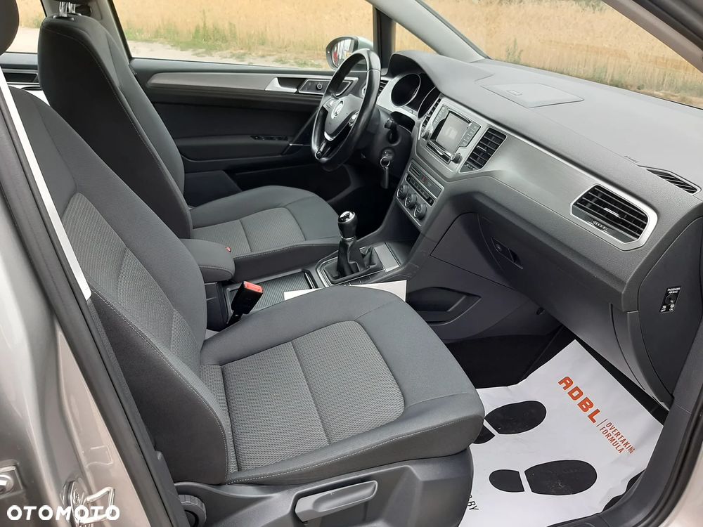 Volkswagen Golf Sportsvan 1.6 TDI BlueMotion Technology Comfortline - 21