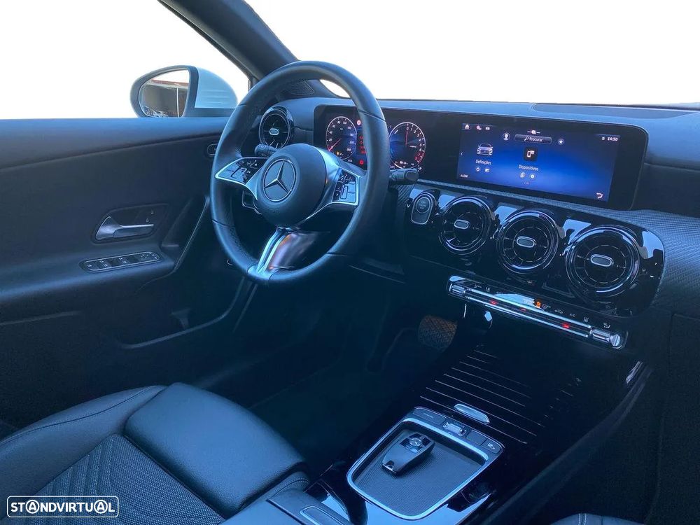 Mercedes-Benz A 250 e - 12