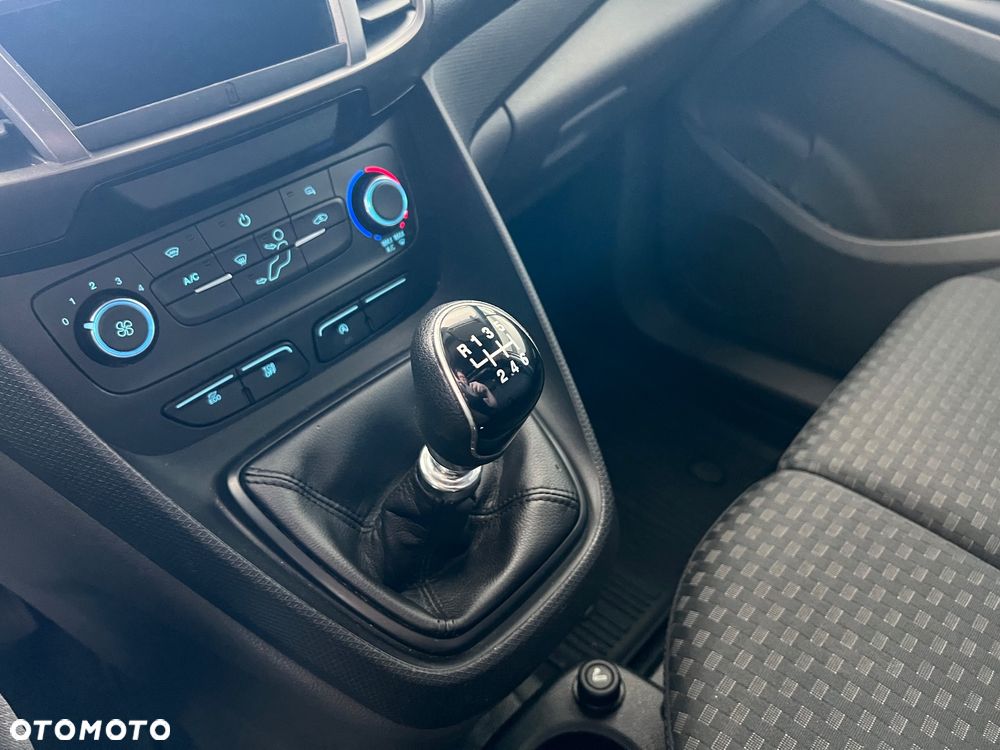 Ford transit connect - 33