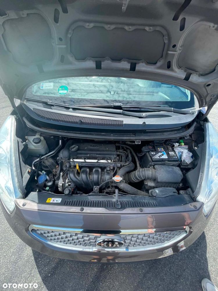 Kia Venga 1.4 M - 10