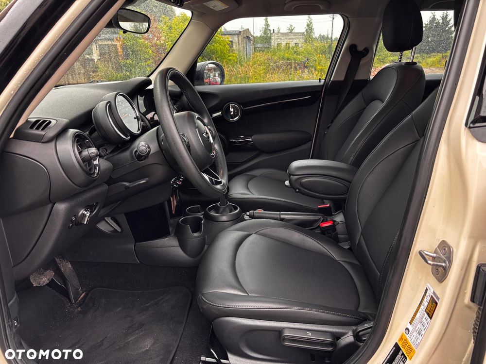 MINI Cooper Classic Trim - 12