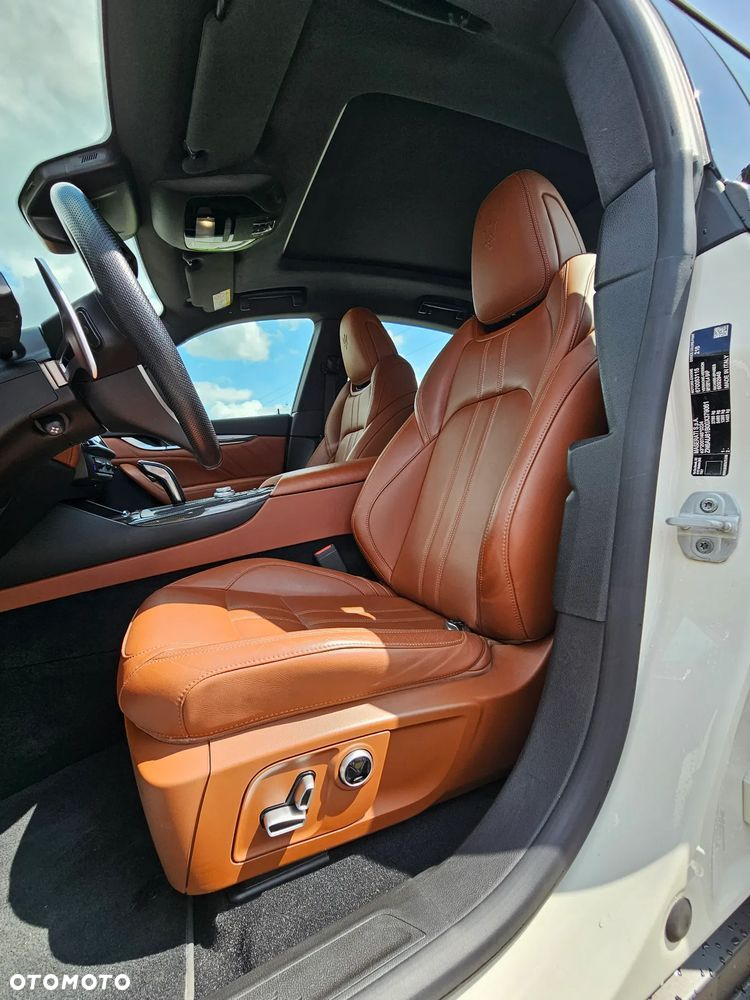 Maserati Levante MHEV GT - 21