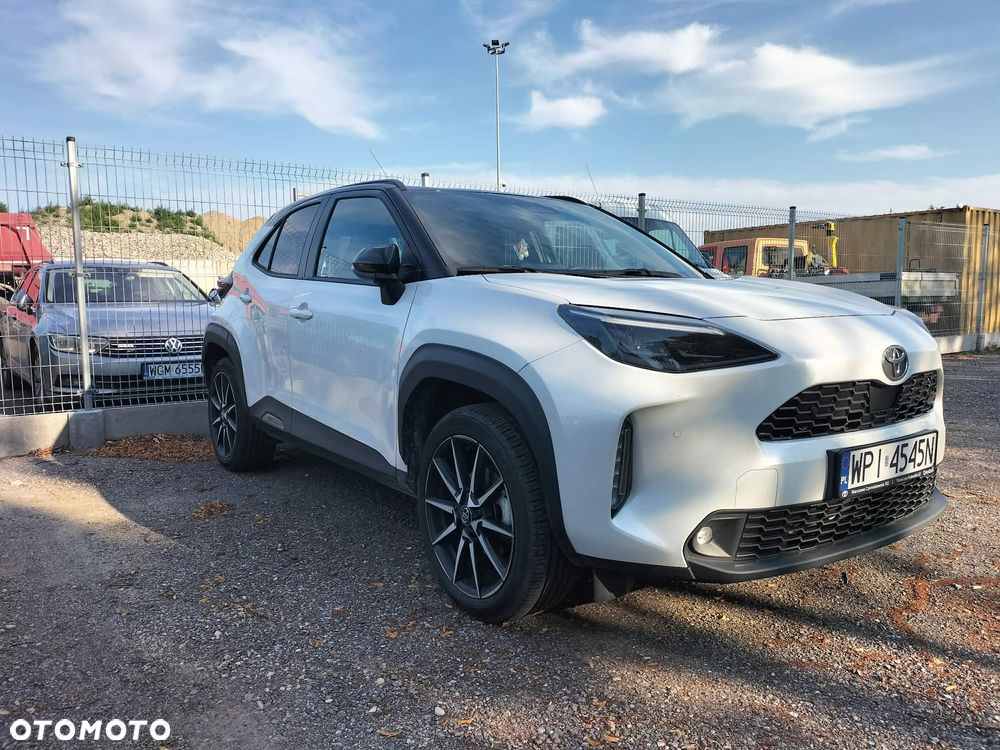 Toyota Yaris Cross Hybrid 1.5 GR Sport - 1