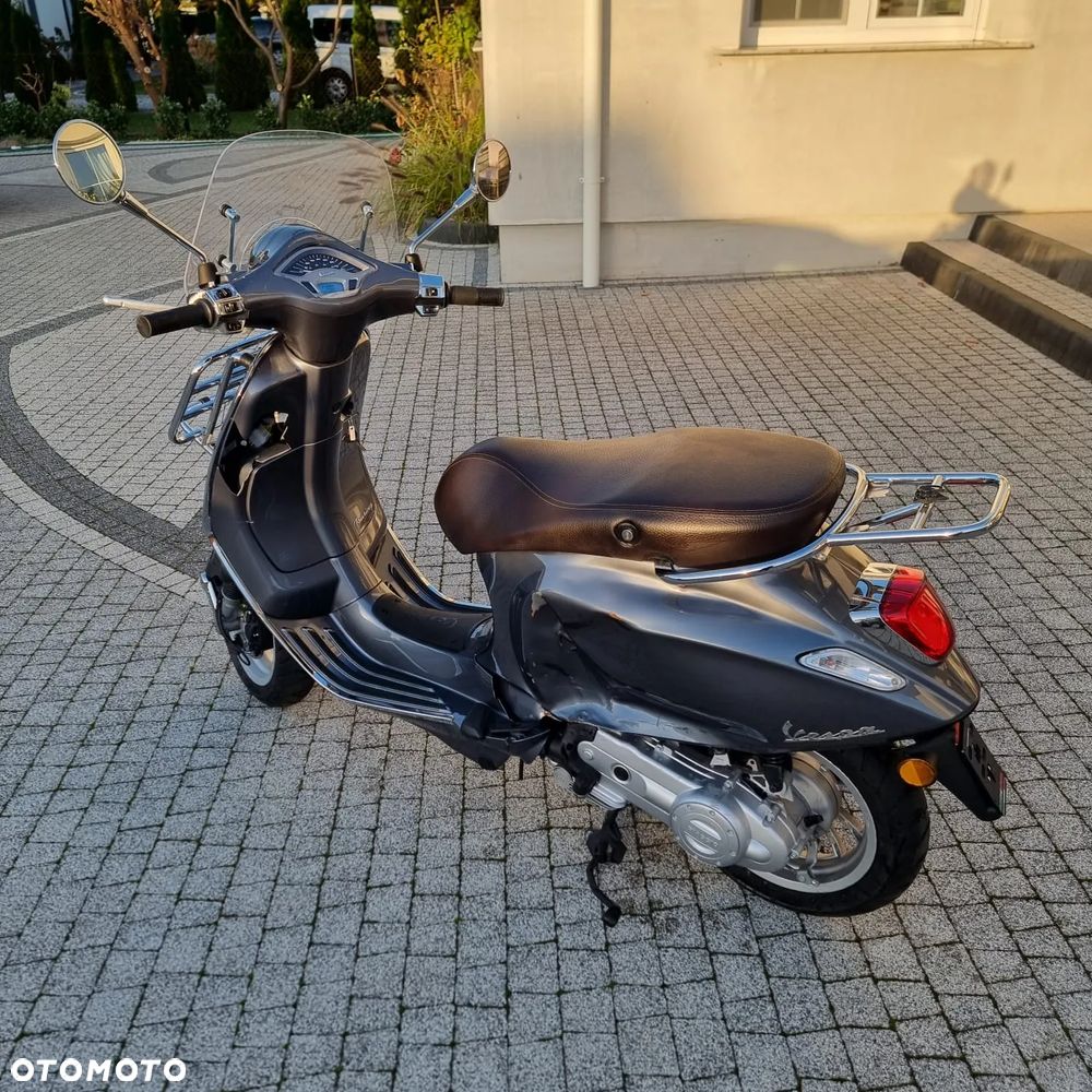 Vespa Primavera - 3