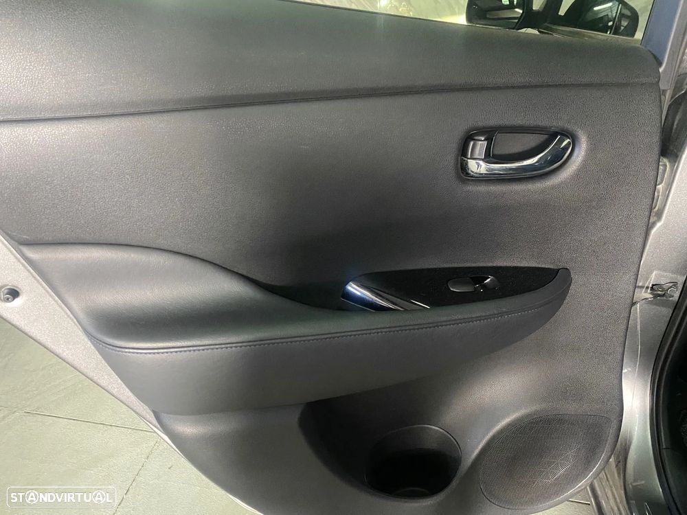 Nissan Leaf Tekna 30 kWh - 22