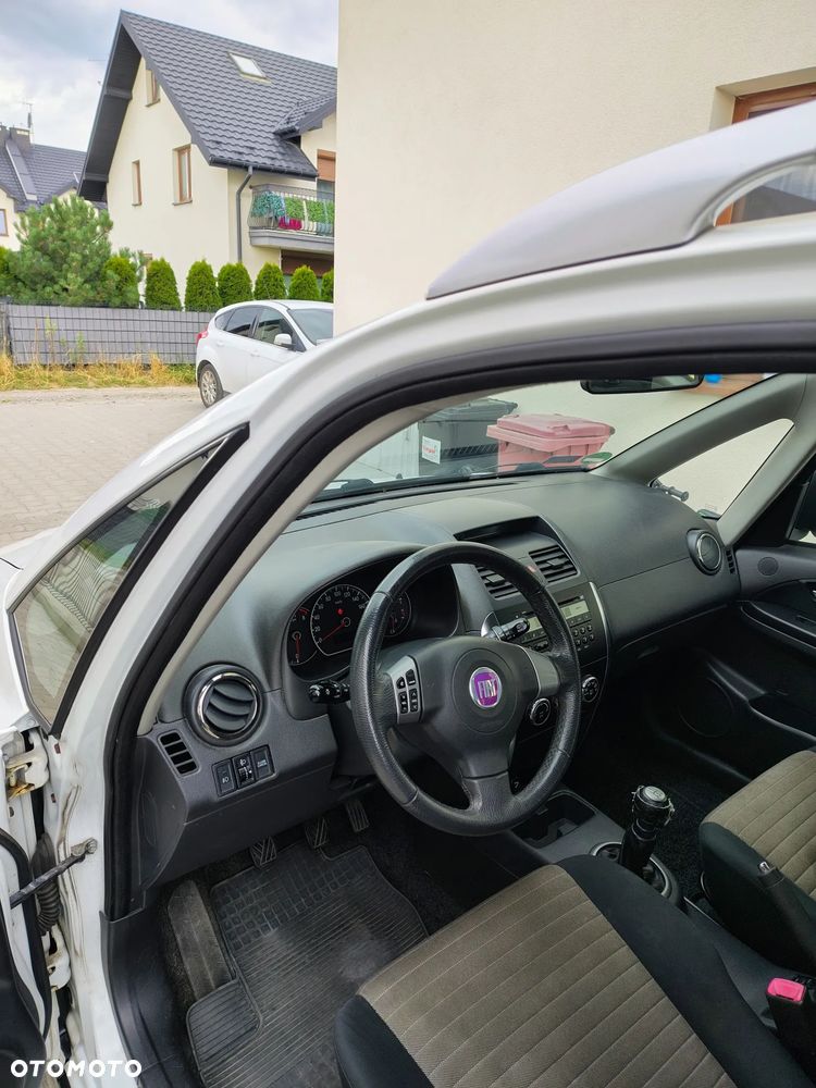 Fiat Sedici 1.6 16V 4x4 Emotion - 3
