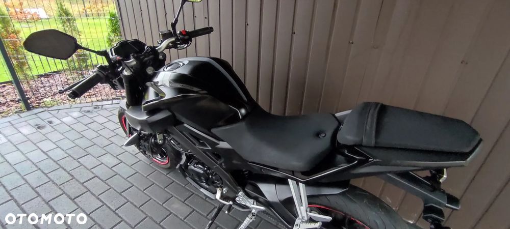 Yamaha MT - 15