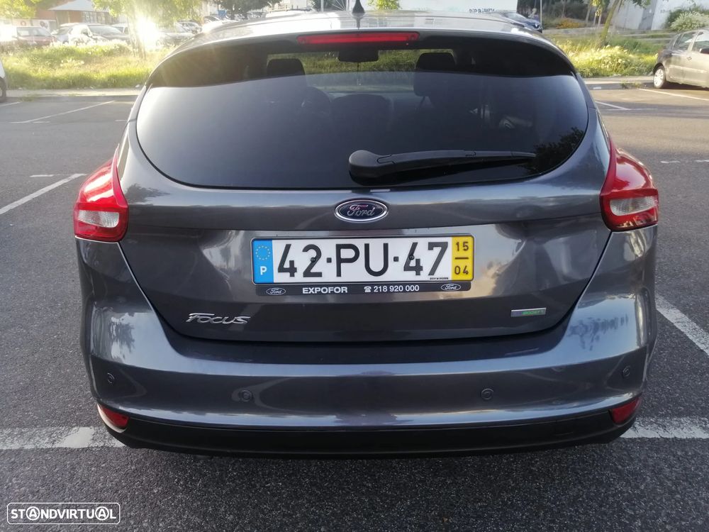 Ford Focus 1.0 SCTi Titanium - 8