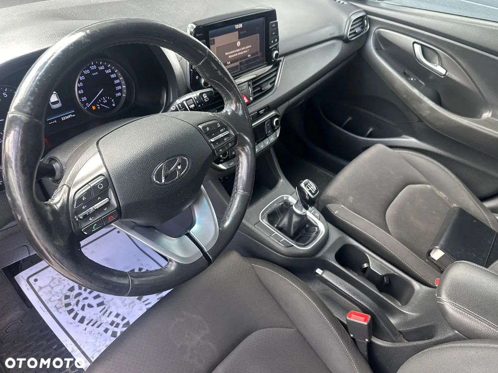 Hyundai i30 - 21