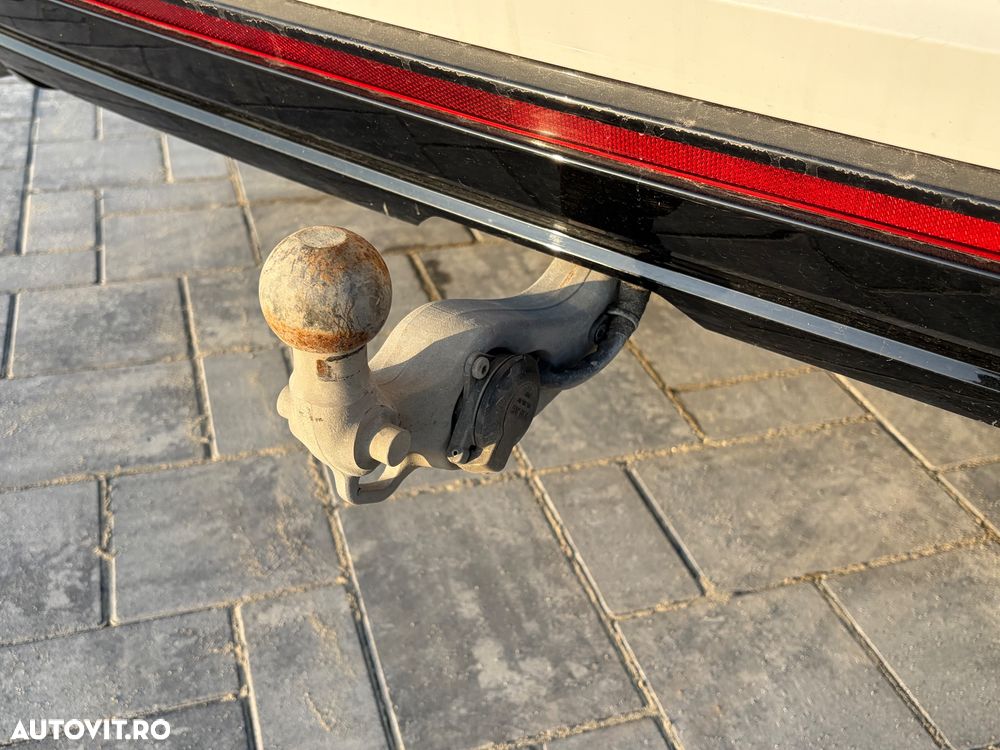 Volkswagen Touareg - 39