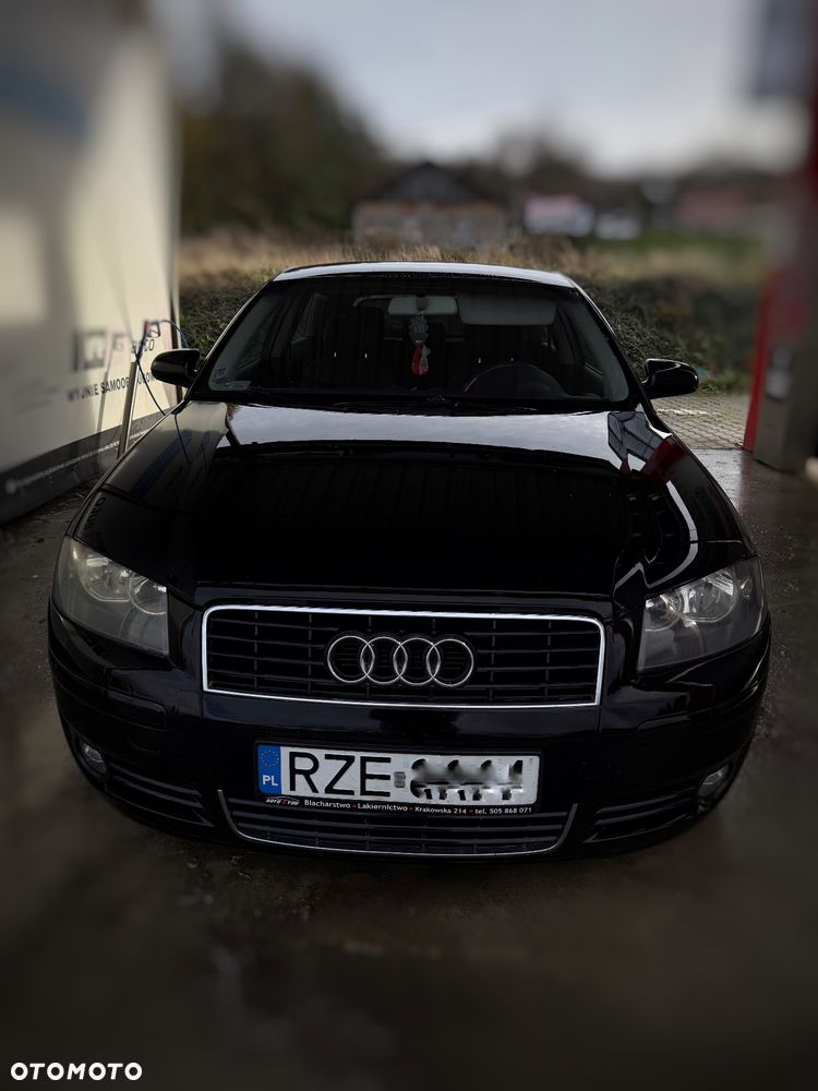 Audi A3 3-drzwiowe 1.6 Attraction - 2