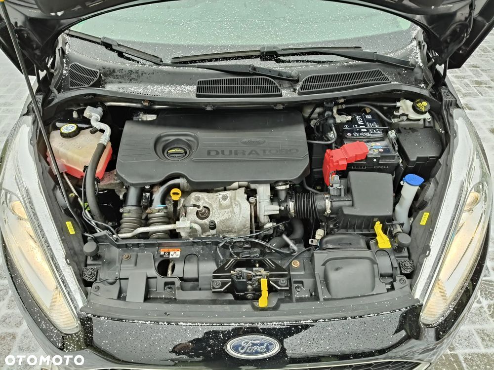 Ford Fiesta 1.5 TDCi ST&St Titanium - 10