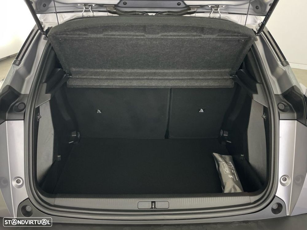 Peugeot 2008 1.2 PureTech Active - 13
