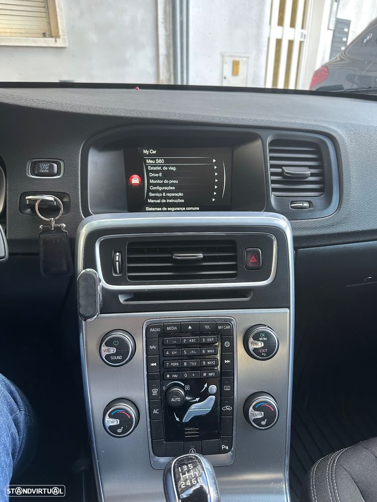 Volvo S60 D4 Momentum - 13