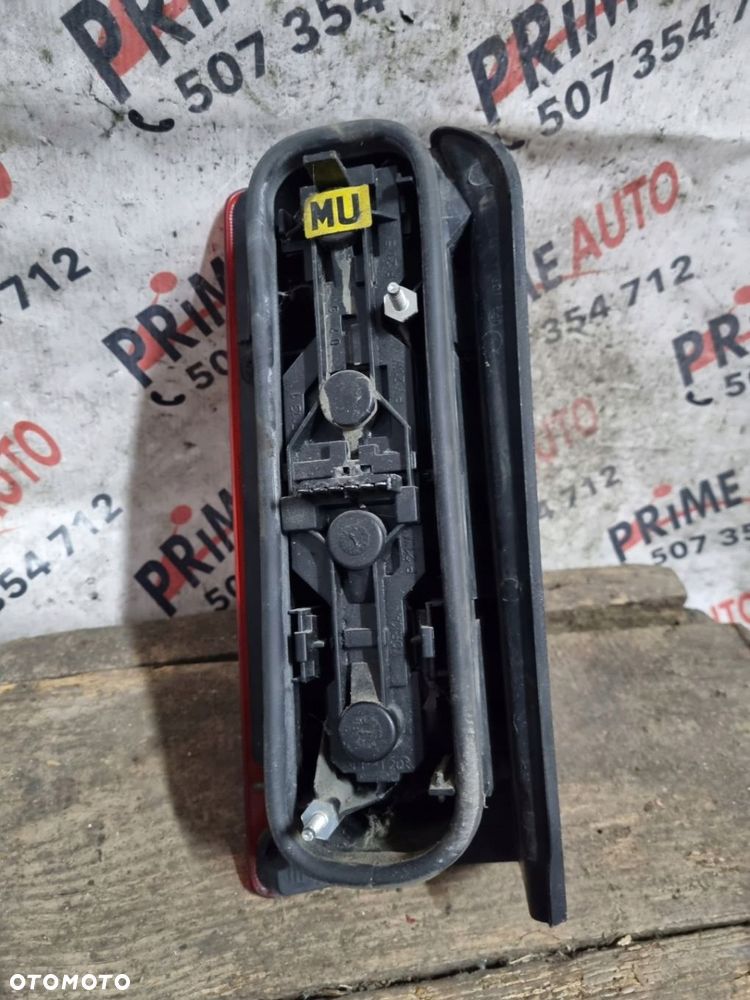 OPEL COMBO C 01-11 r. LAMPA prawy tył prawa tylna EU ** - 2