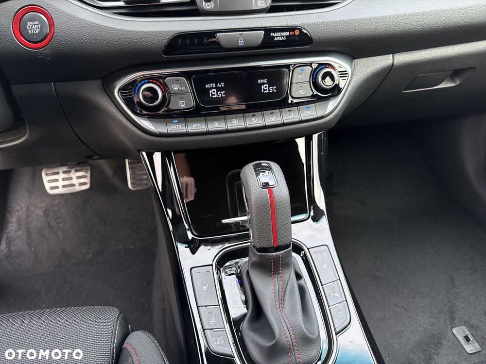 Hyundai i30 - 16