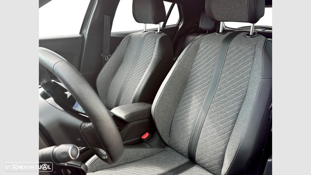Peugeot e-2008 50 kWh Allure - 12