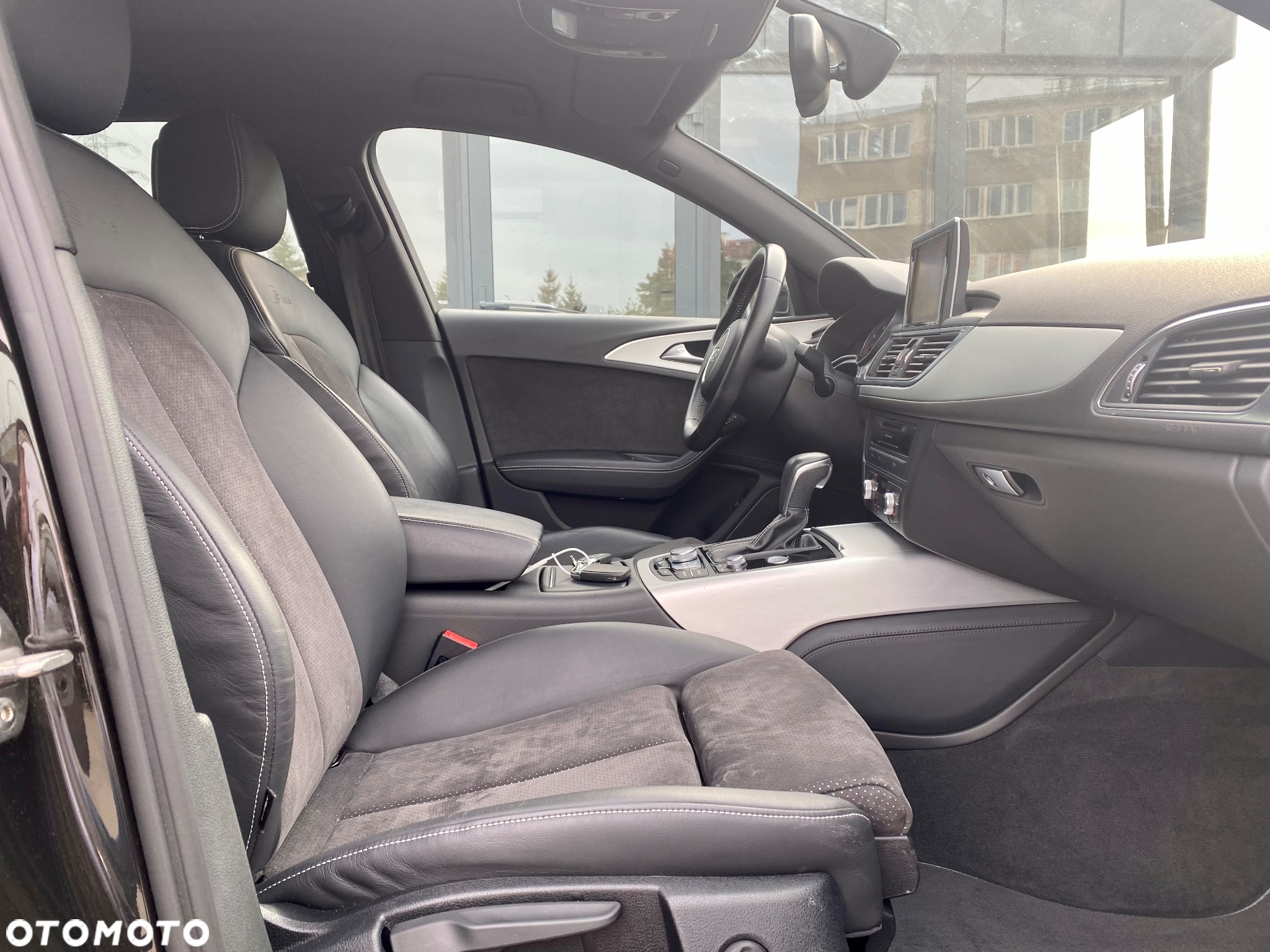 Audi A6 Avant 2.0 TDI Ultra S tronic - 22