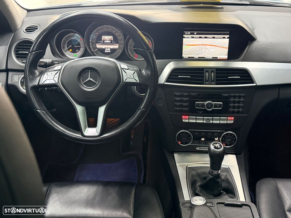 Mercedes-Benz C 250 Station CDI Avantgarde Edition - 29