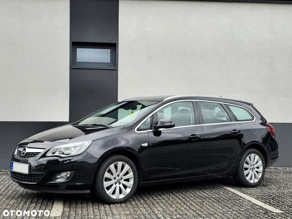 Opel Astra 1.4 T Cosmo - 10