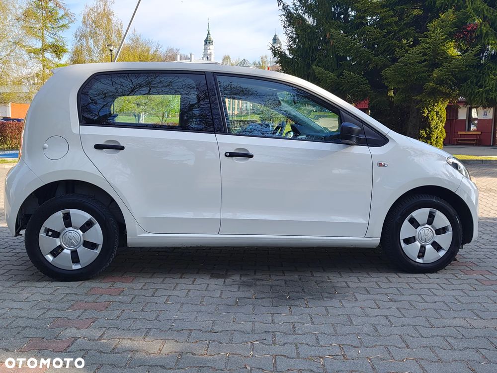 Volkswagen up! - 5