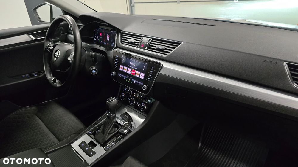 Skoda Superb 2.0 TDI SCR Style DSG - 14