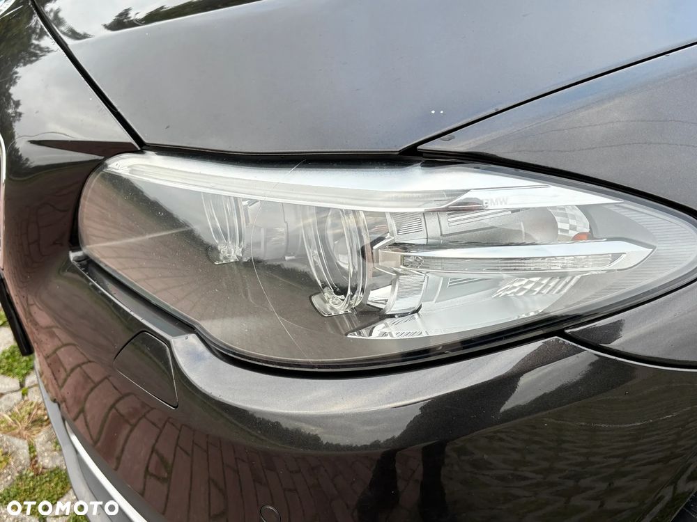 BMW Seria 5 520d xDrive Touring Luxury Line - 7