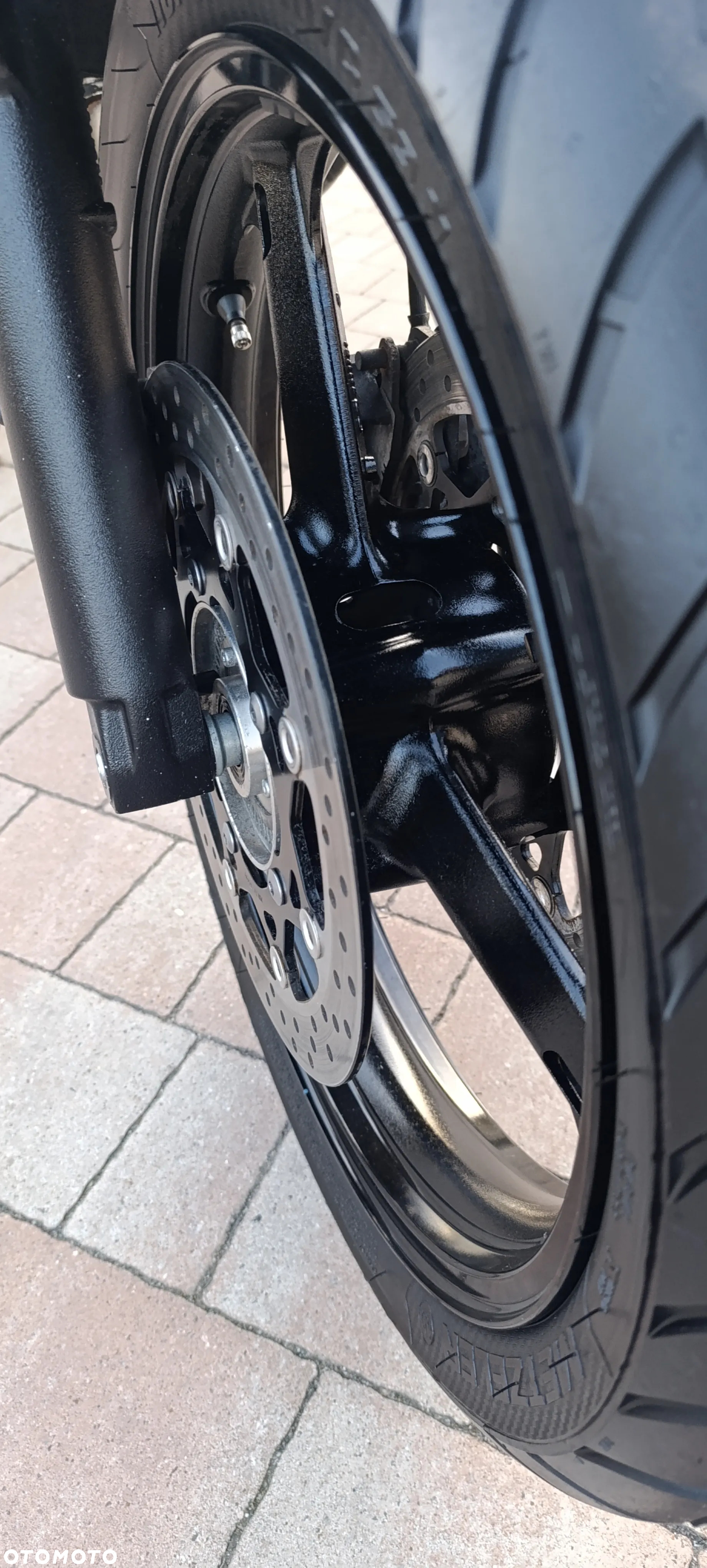 Suzuki V-STROM - 17